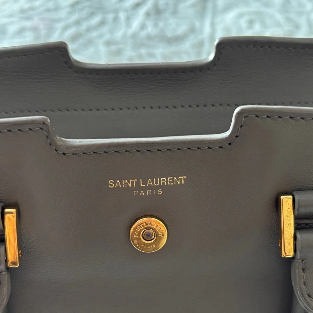 Saint Laurent Cabas Baby in Gray - Picture 7 of 16